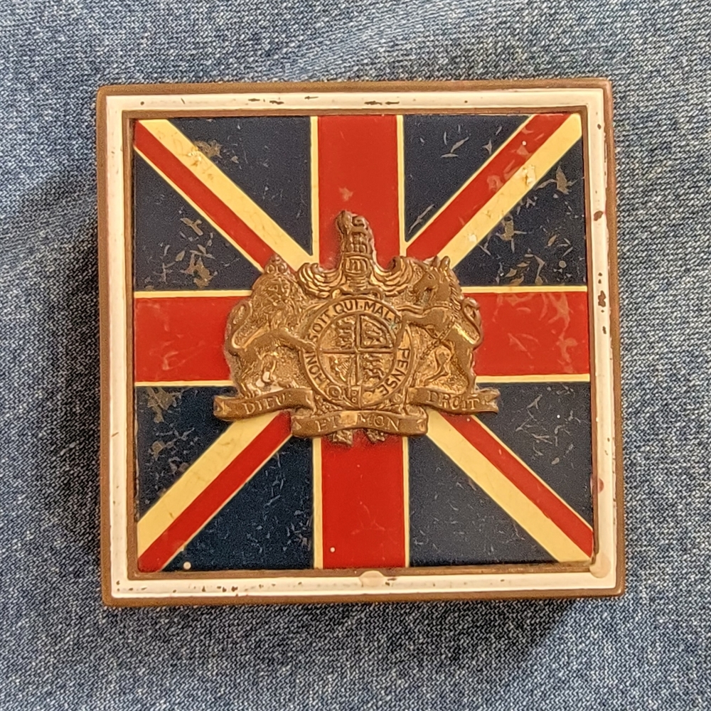 Vintage British flag compact case. 2.5 inch square. With mirror.